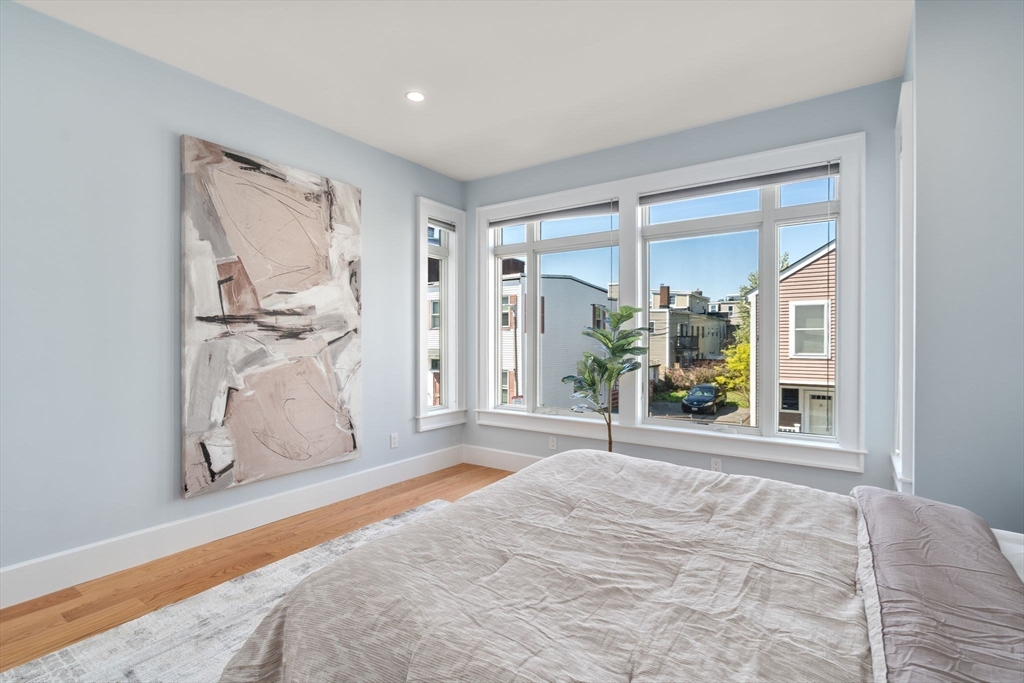 17 Vinton St # 1