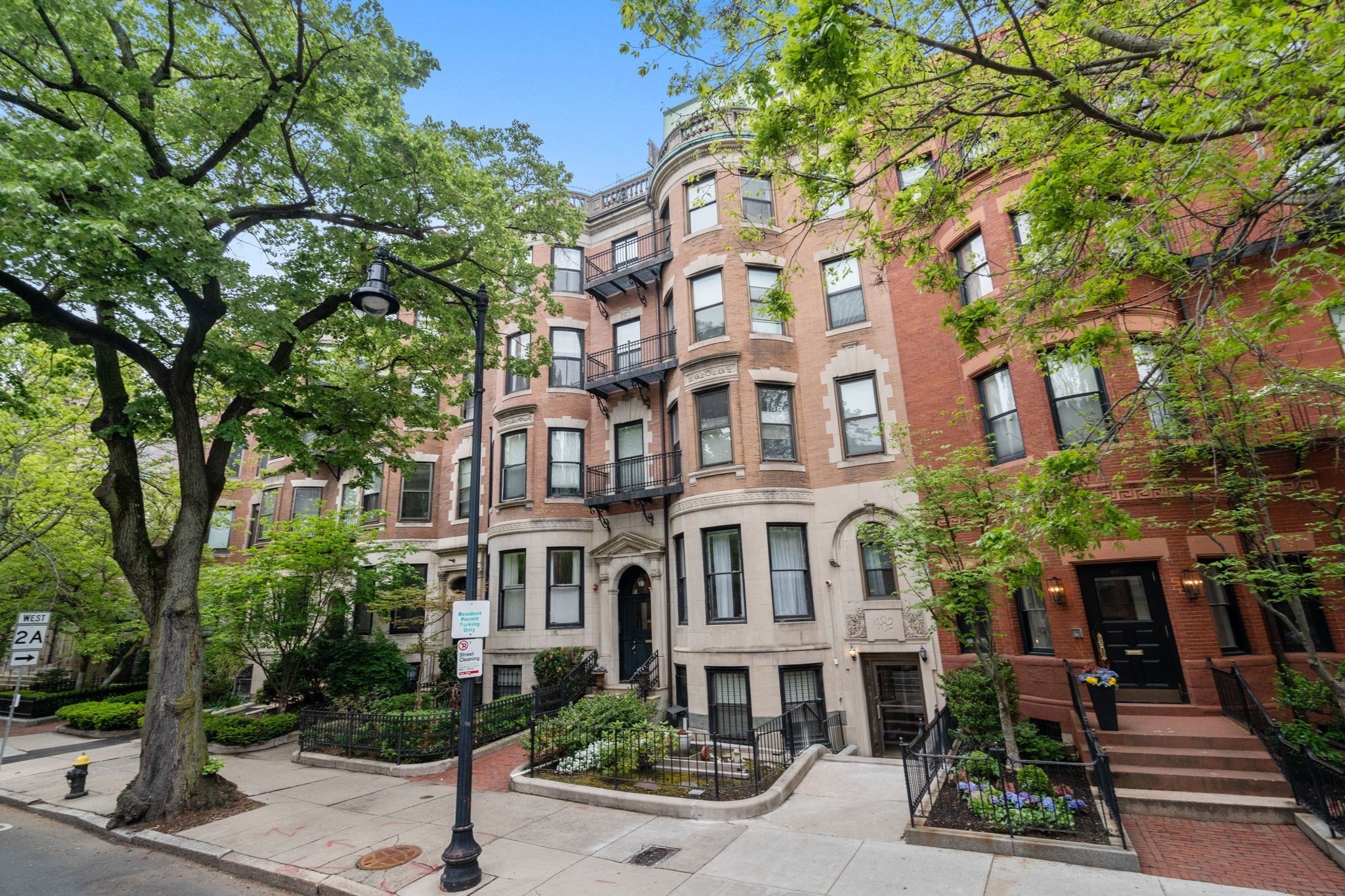 482 Beacon Street # 42