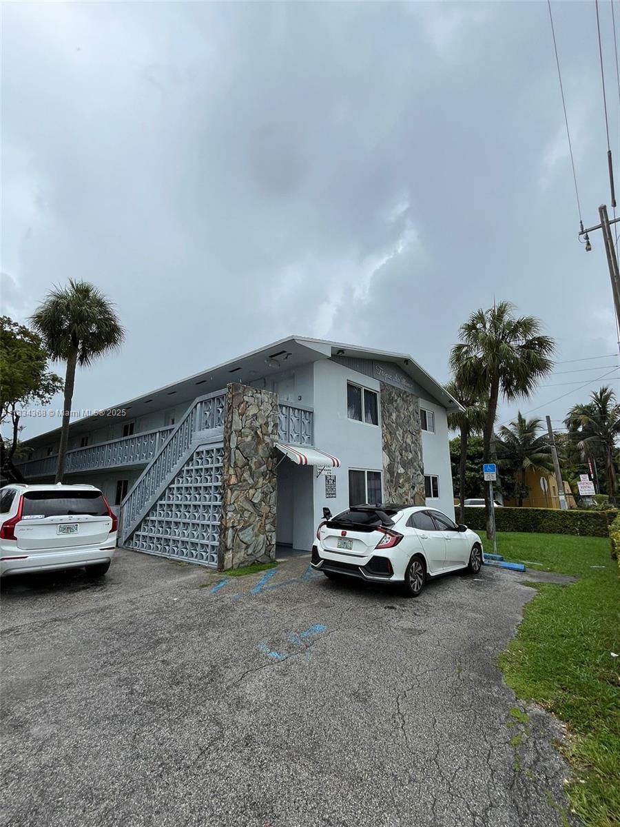 898 NW 45th Ave # 42