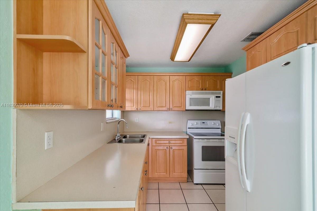6283 W 24th Ave # 2 Unit: 206-2