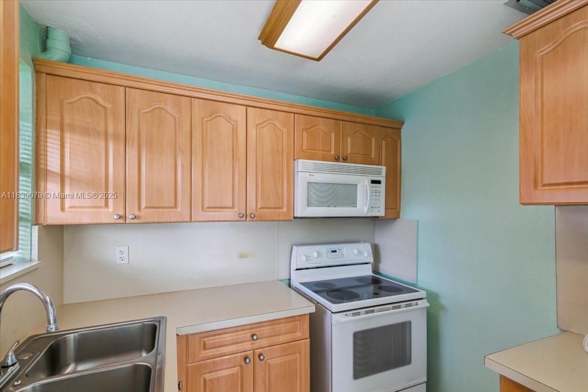6283 W 24th Ave # 2 Unit: 206-2