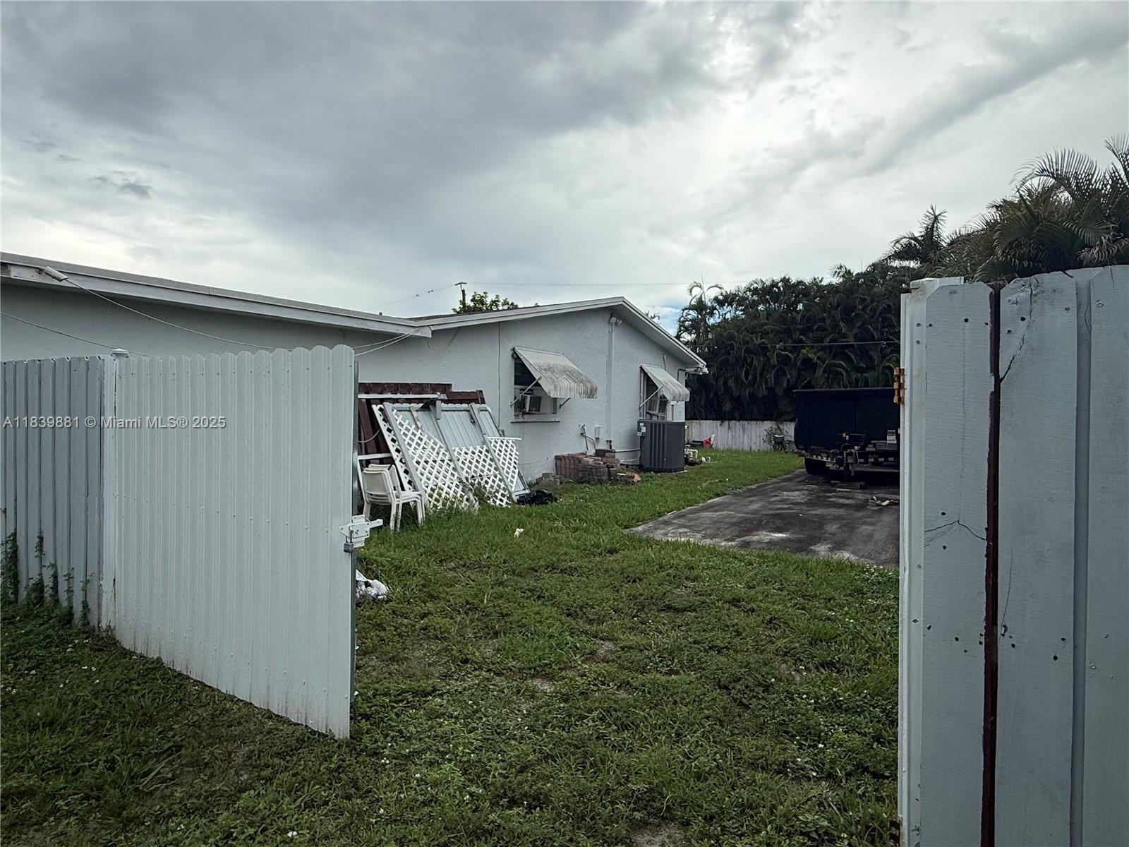 6550 SW 56th St