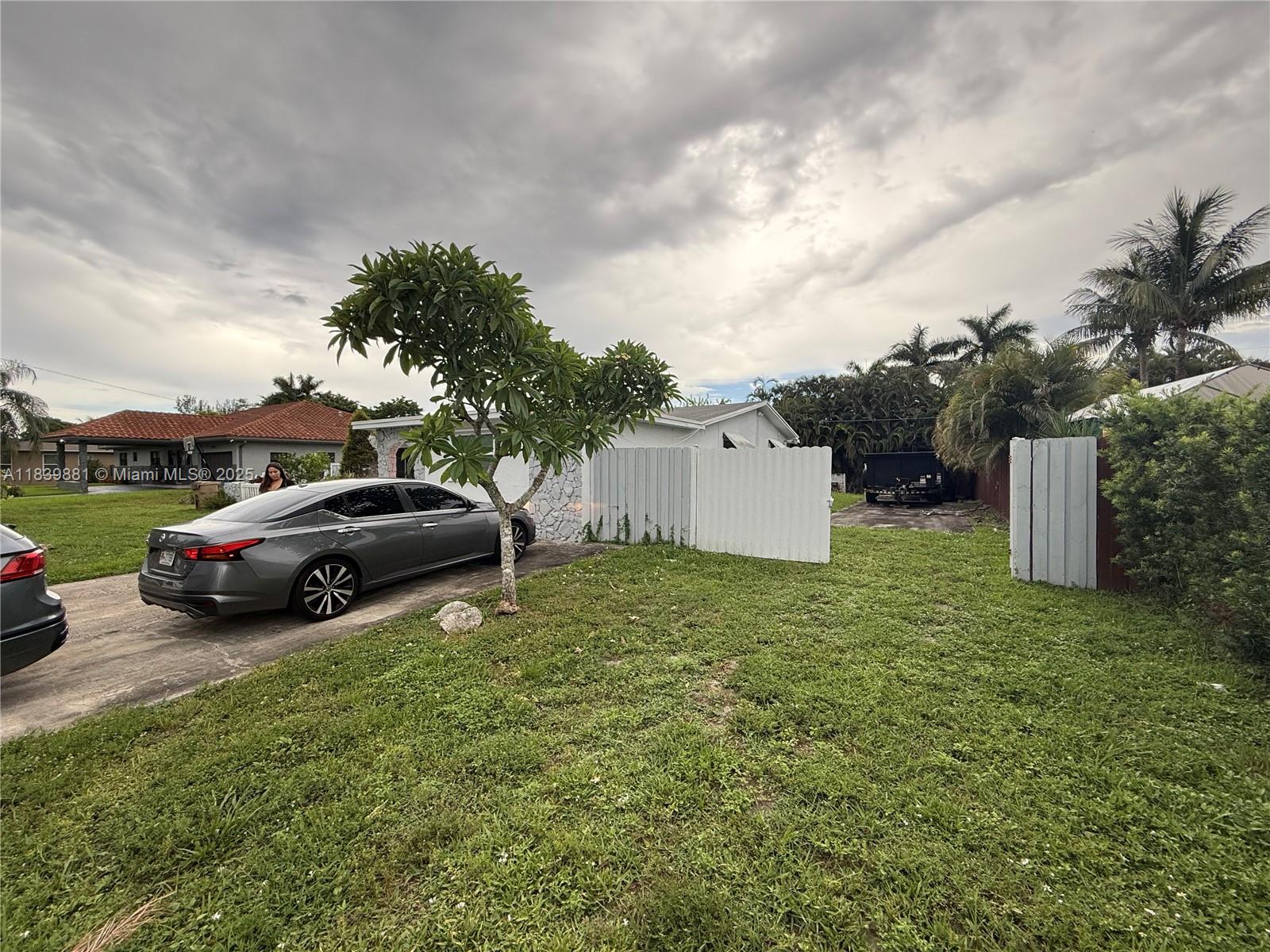 6550 SW 56th St