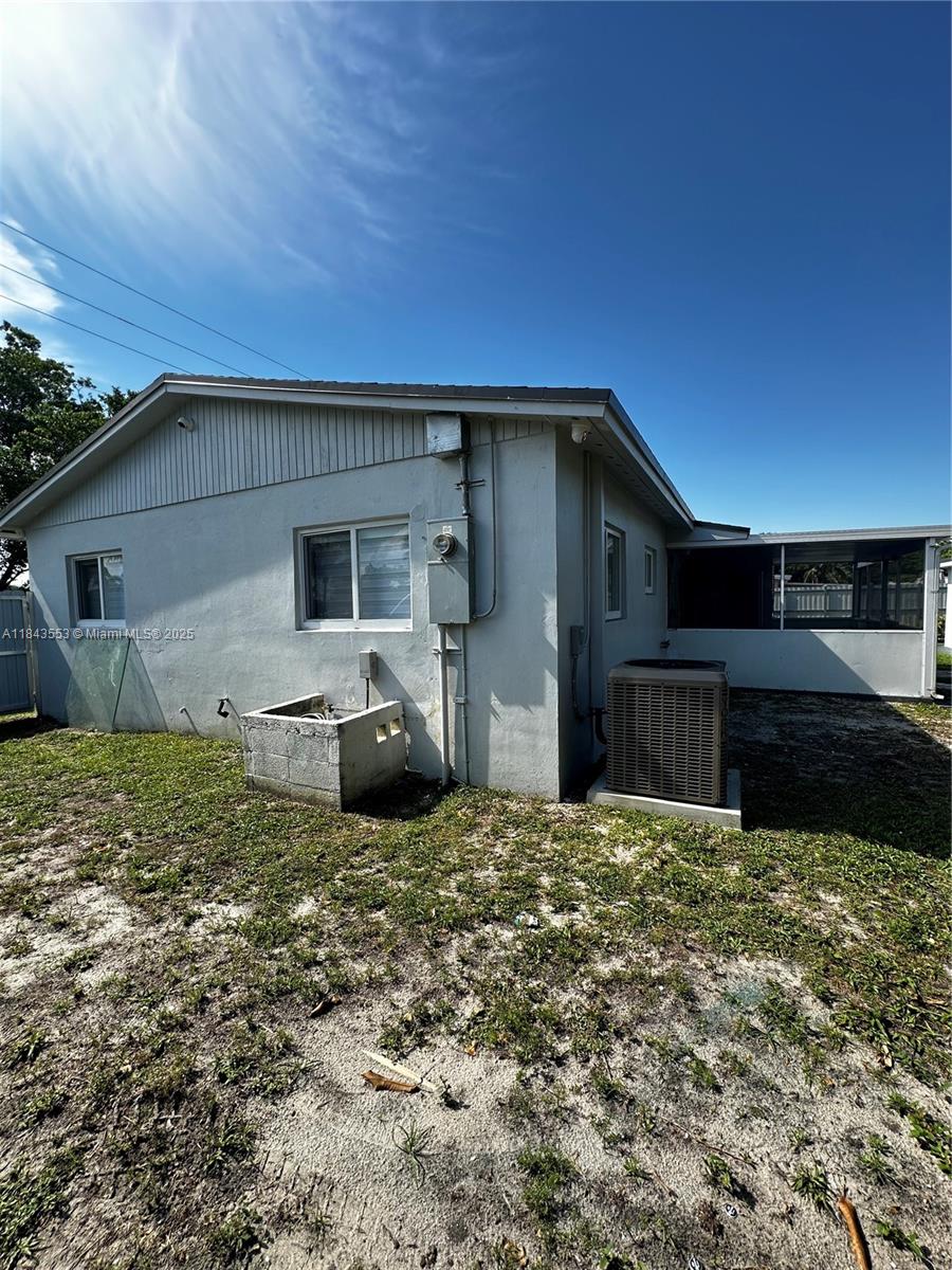 18121 NW 32nd Ave # 1