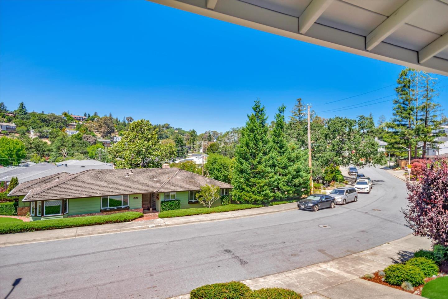668 Barbour DR