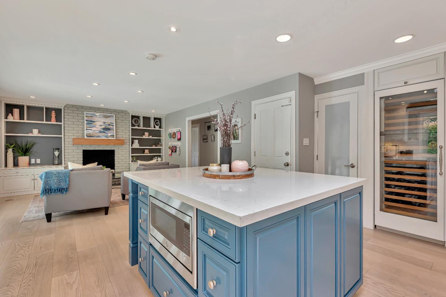 668 Barbour DR