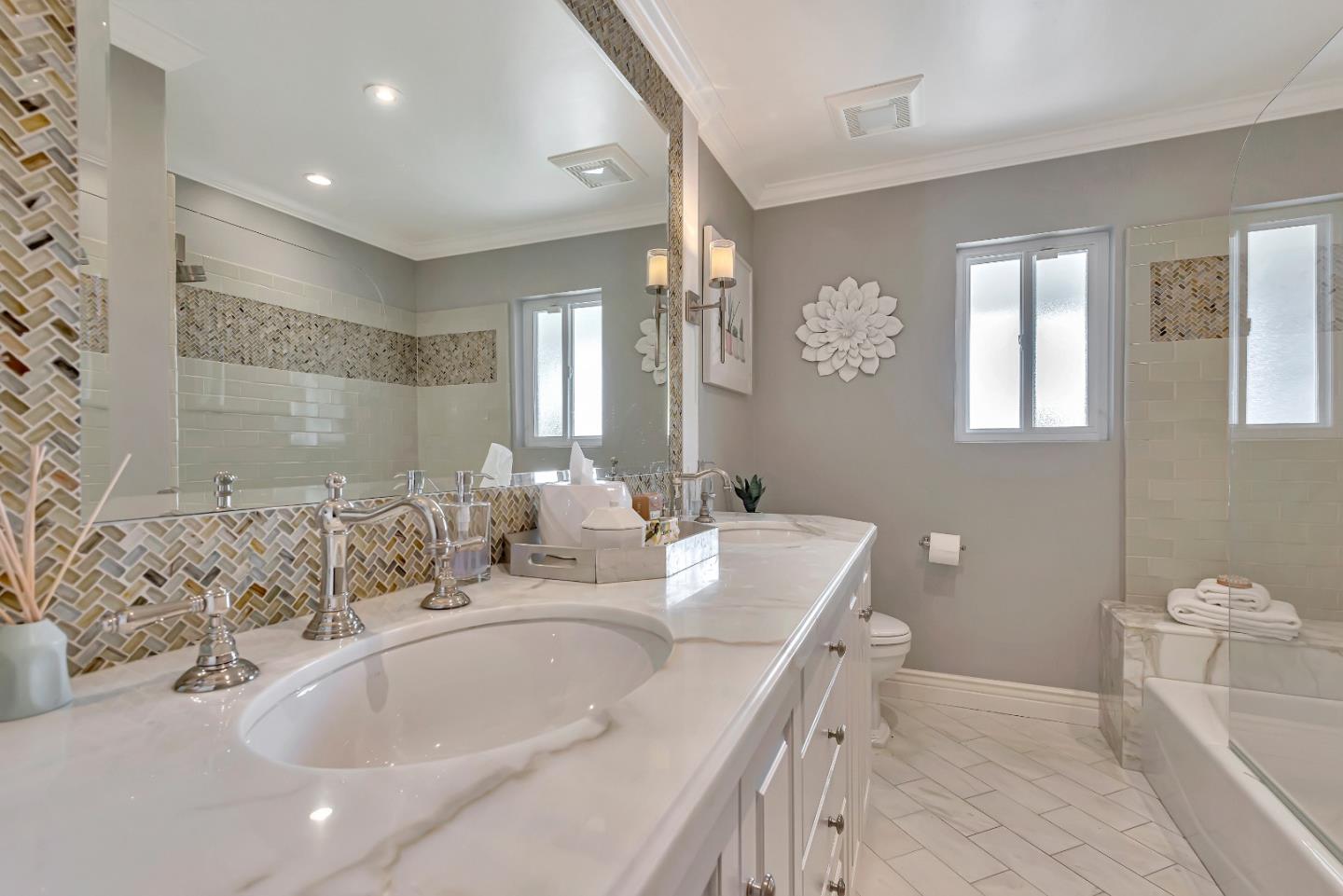 668 Barbour DR