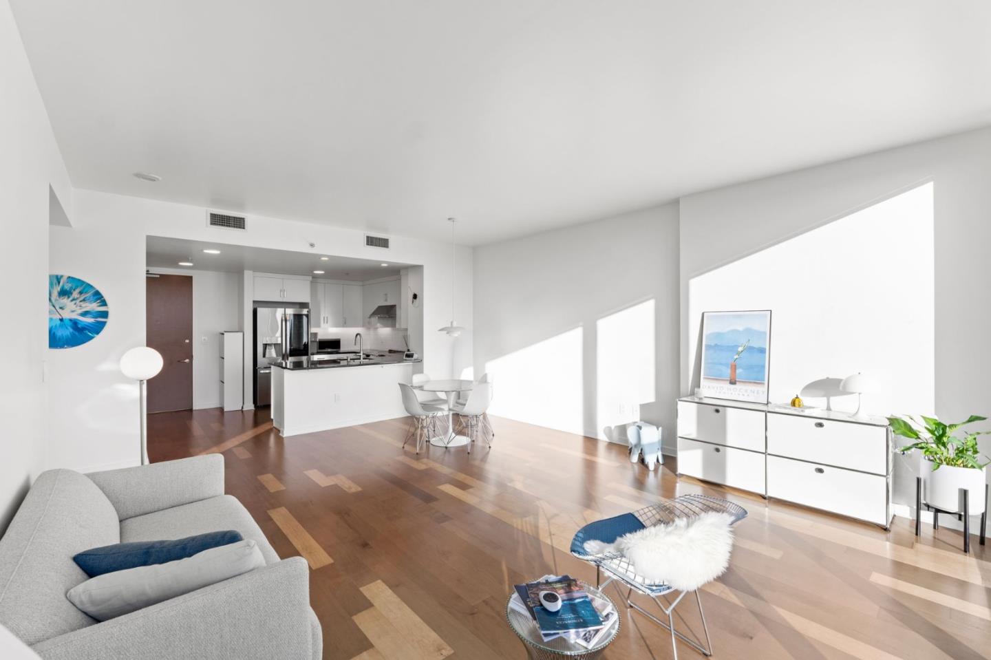 38 N Almaden BLVD 1205