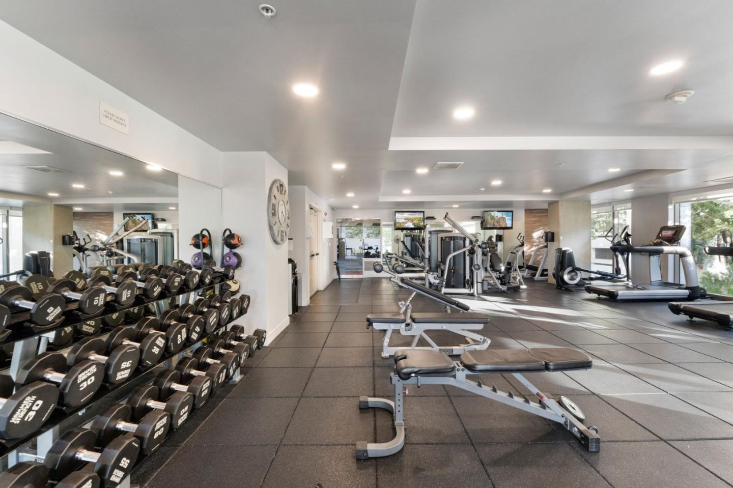 38 N Almaden BLVD 1205