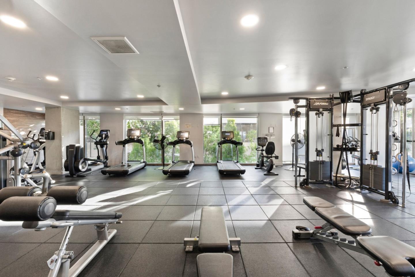38 N Almaden BLVD 1205
