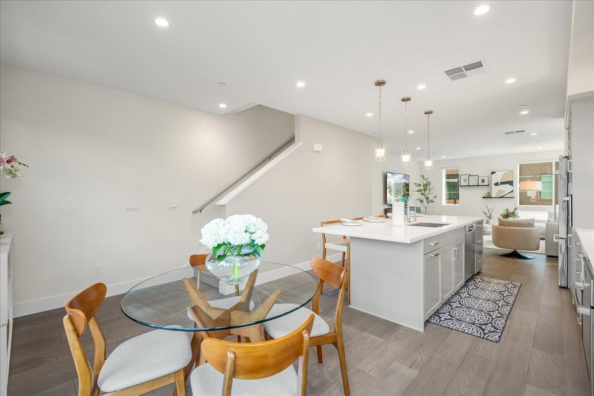 15501 Sackett CT