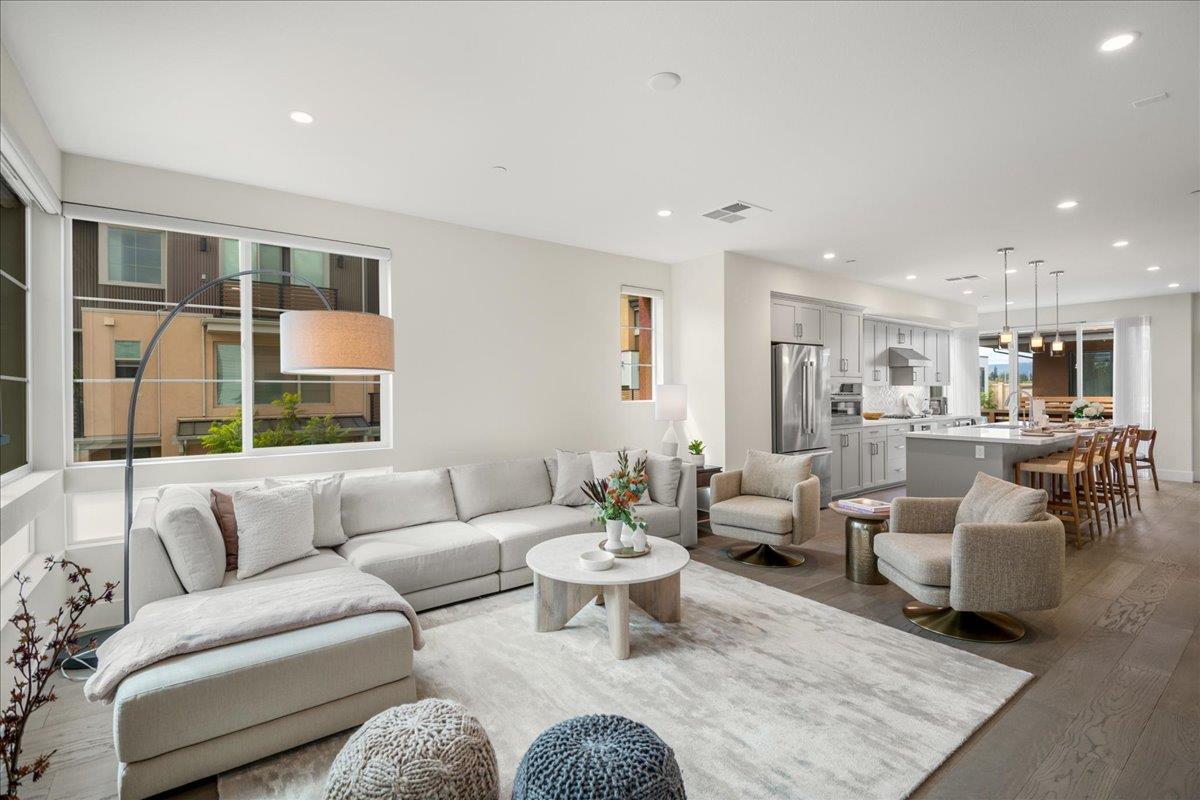 15501 Sackett CT
