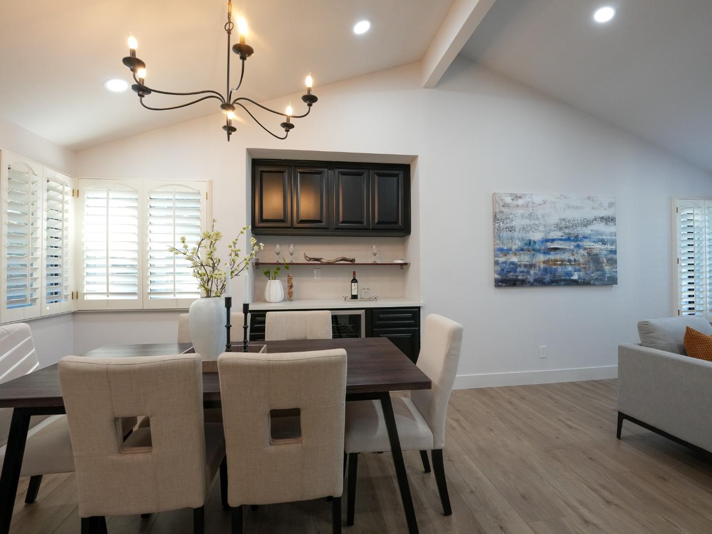 3020 Lake Estates CT