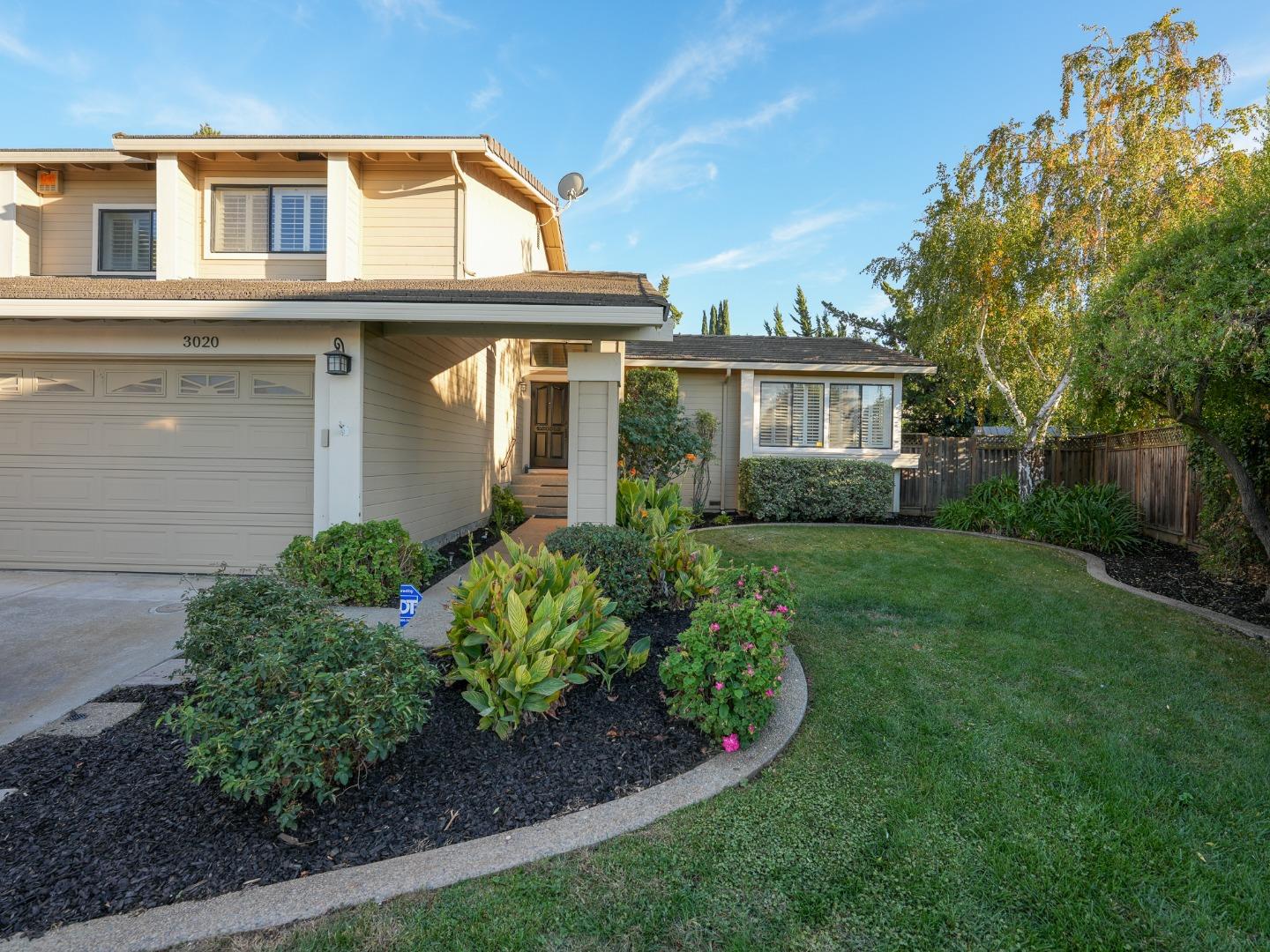 3020 Lake Estates CT