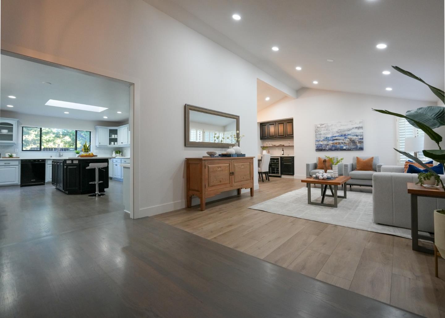 3020 Lake Estates CT