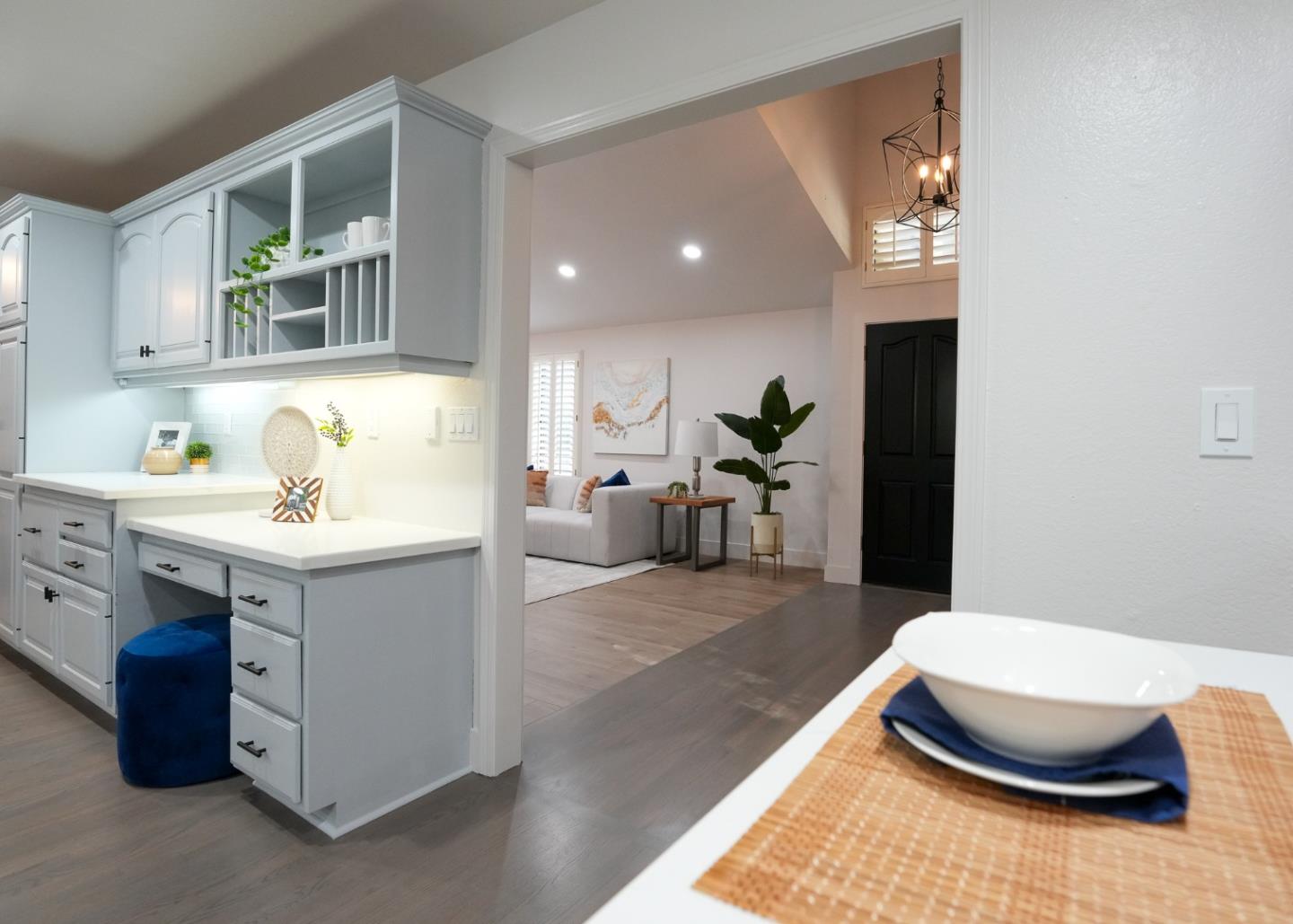 3020 Lake Estates CT