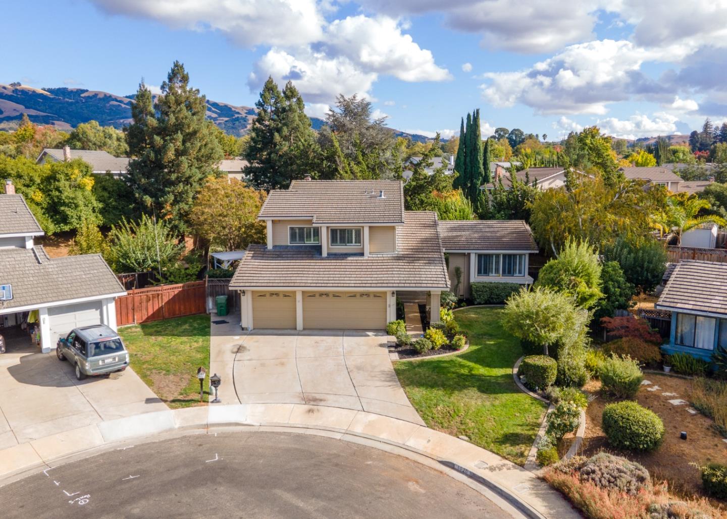 3020 Lake Estates CT