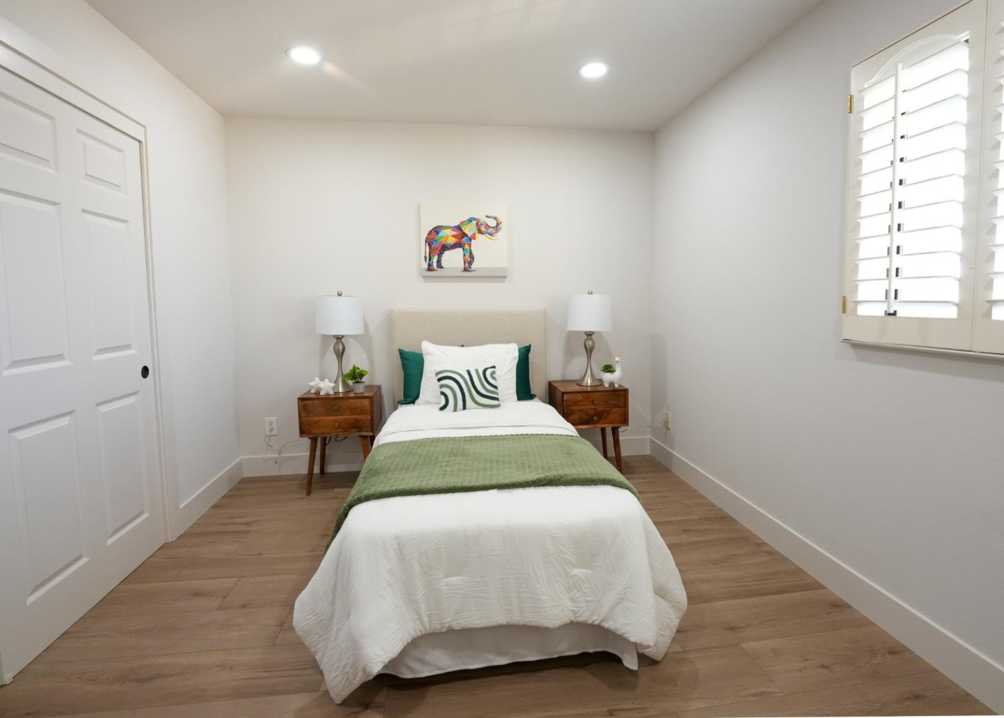 3020 Lake Estates CT