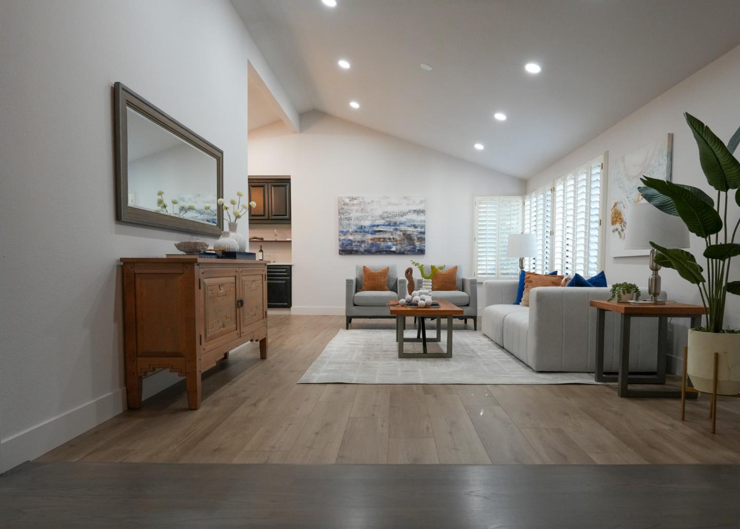 3020 Lake Estates CT