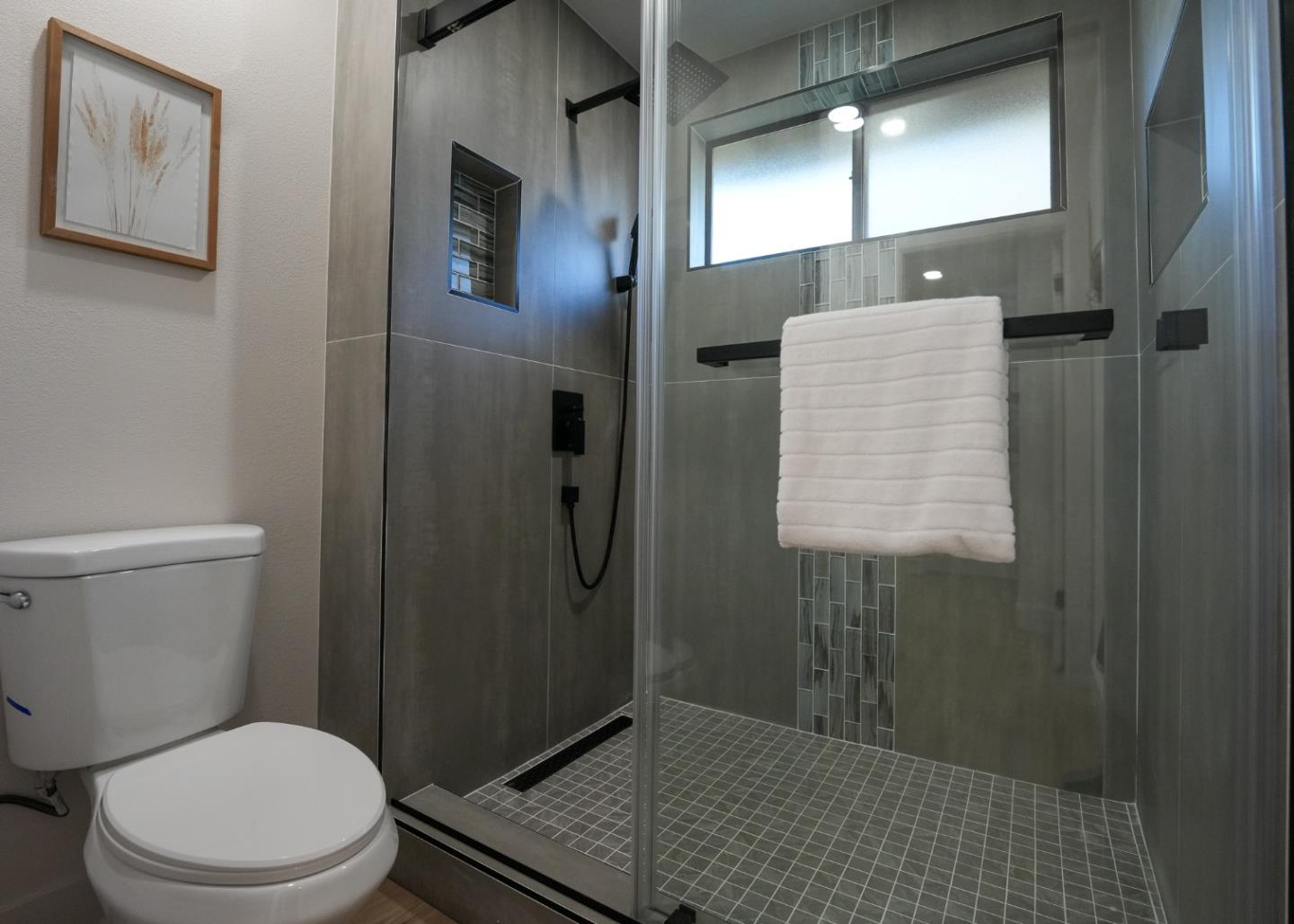 3020 Lake Estates CT