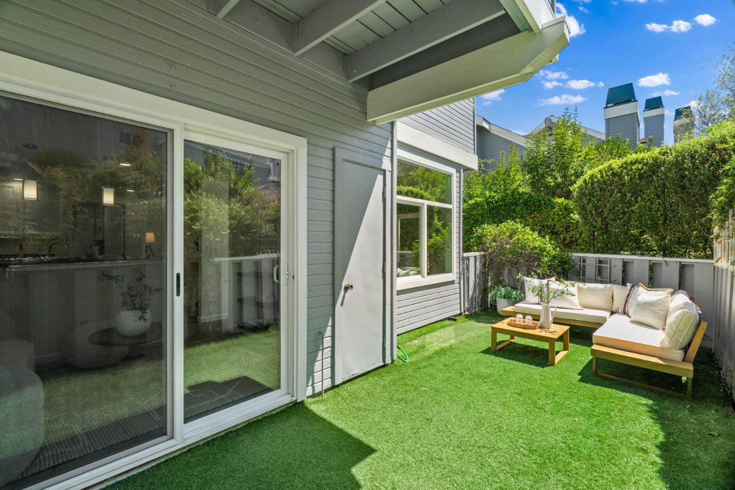 462 Mountain Laurel Court