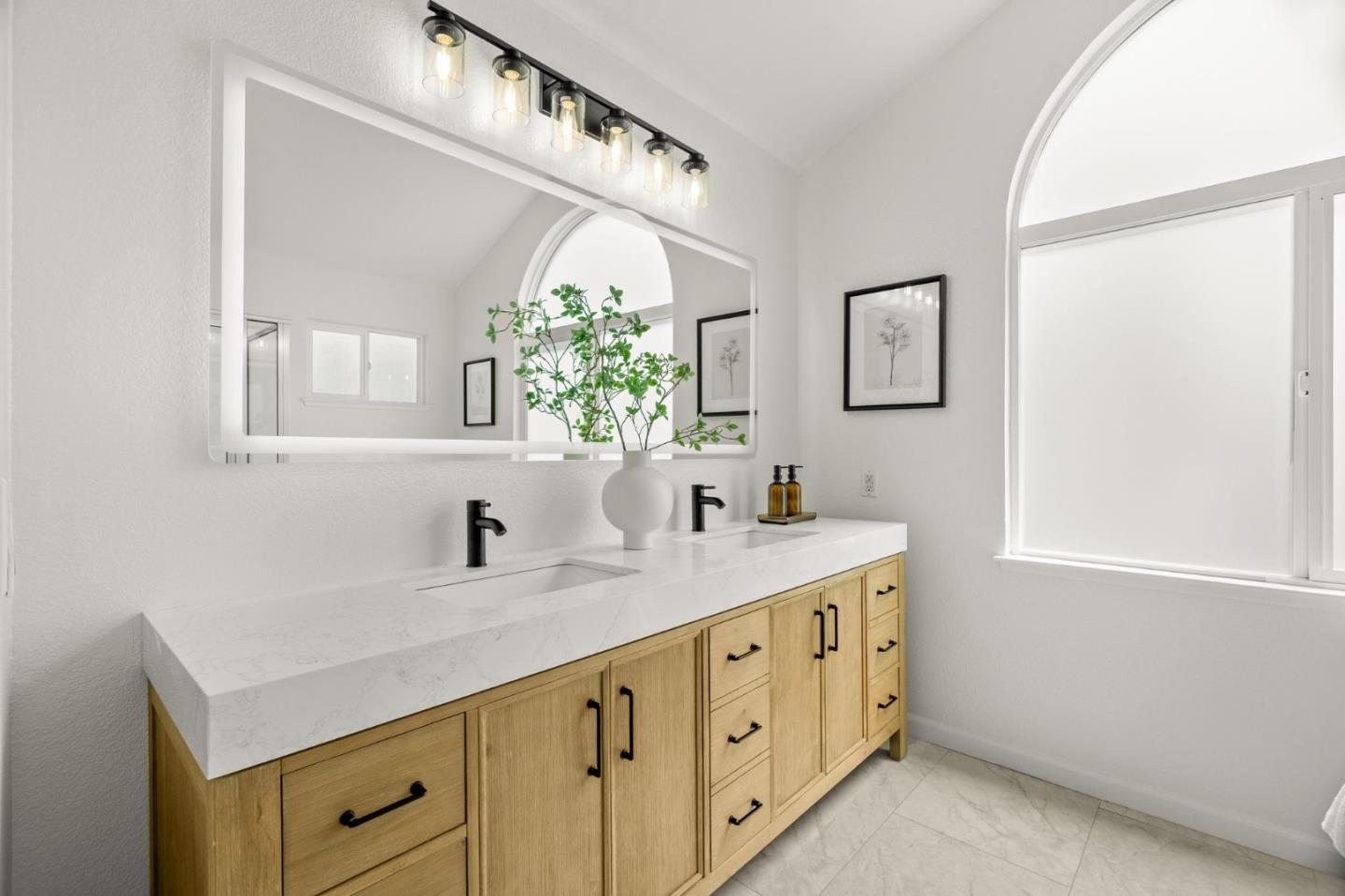 462 Mountain Laurel Court