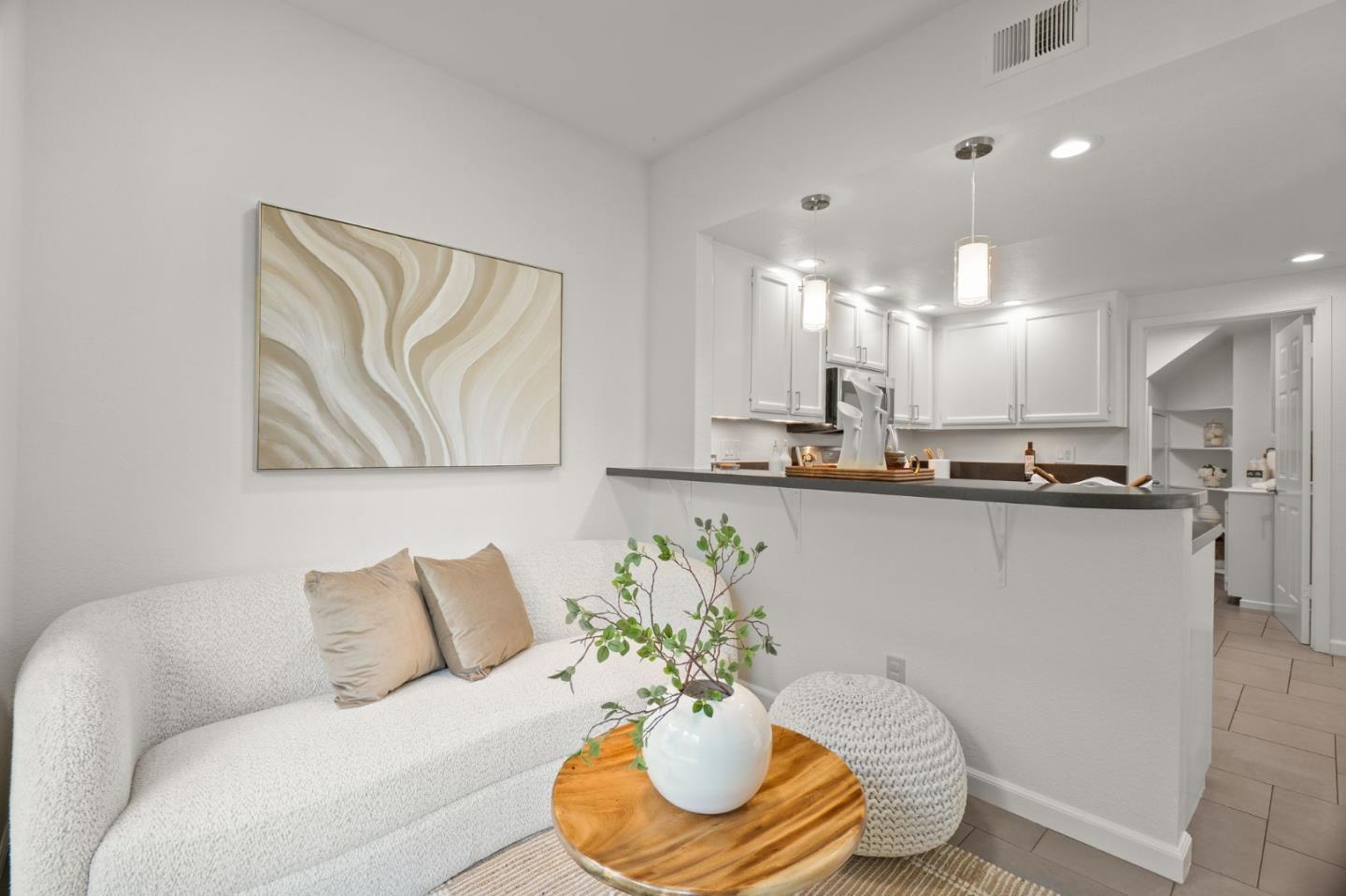 462 Mountain Laurel Court