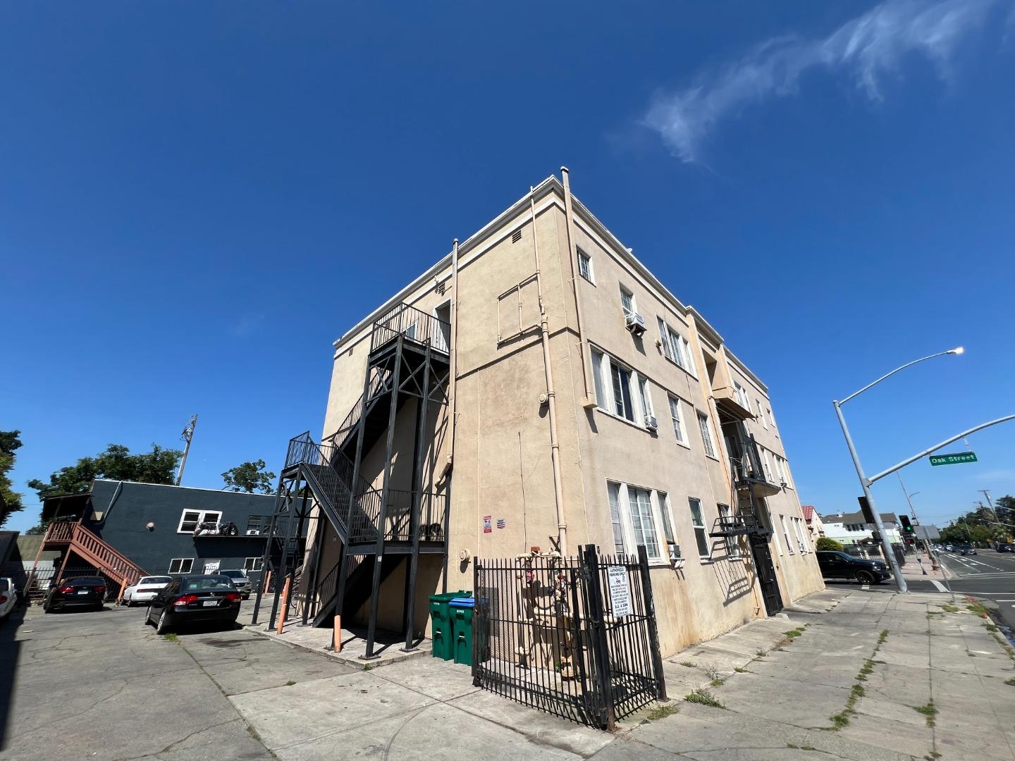 545 North California Street