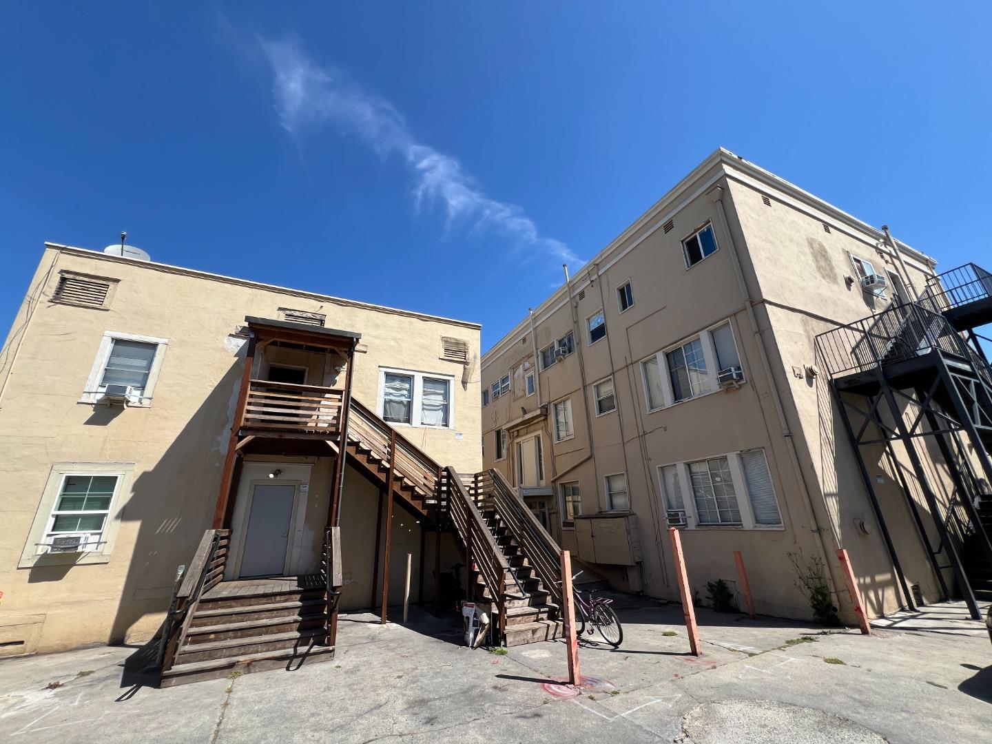 545 North California Street