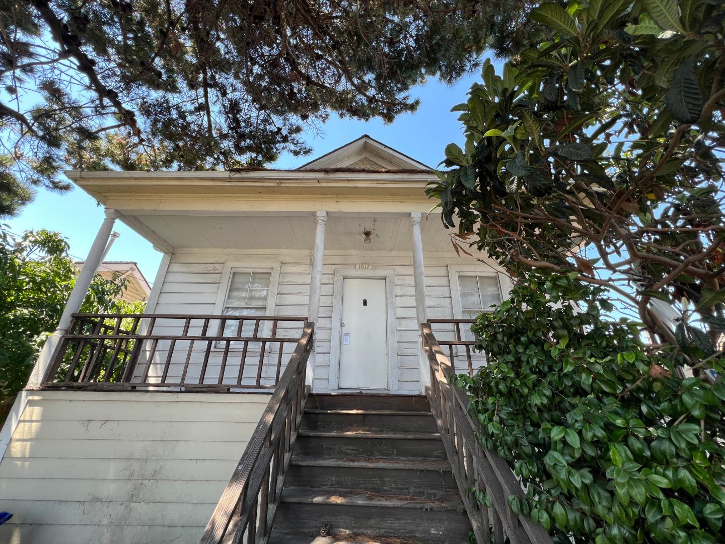 1617 17th Street