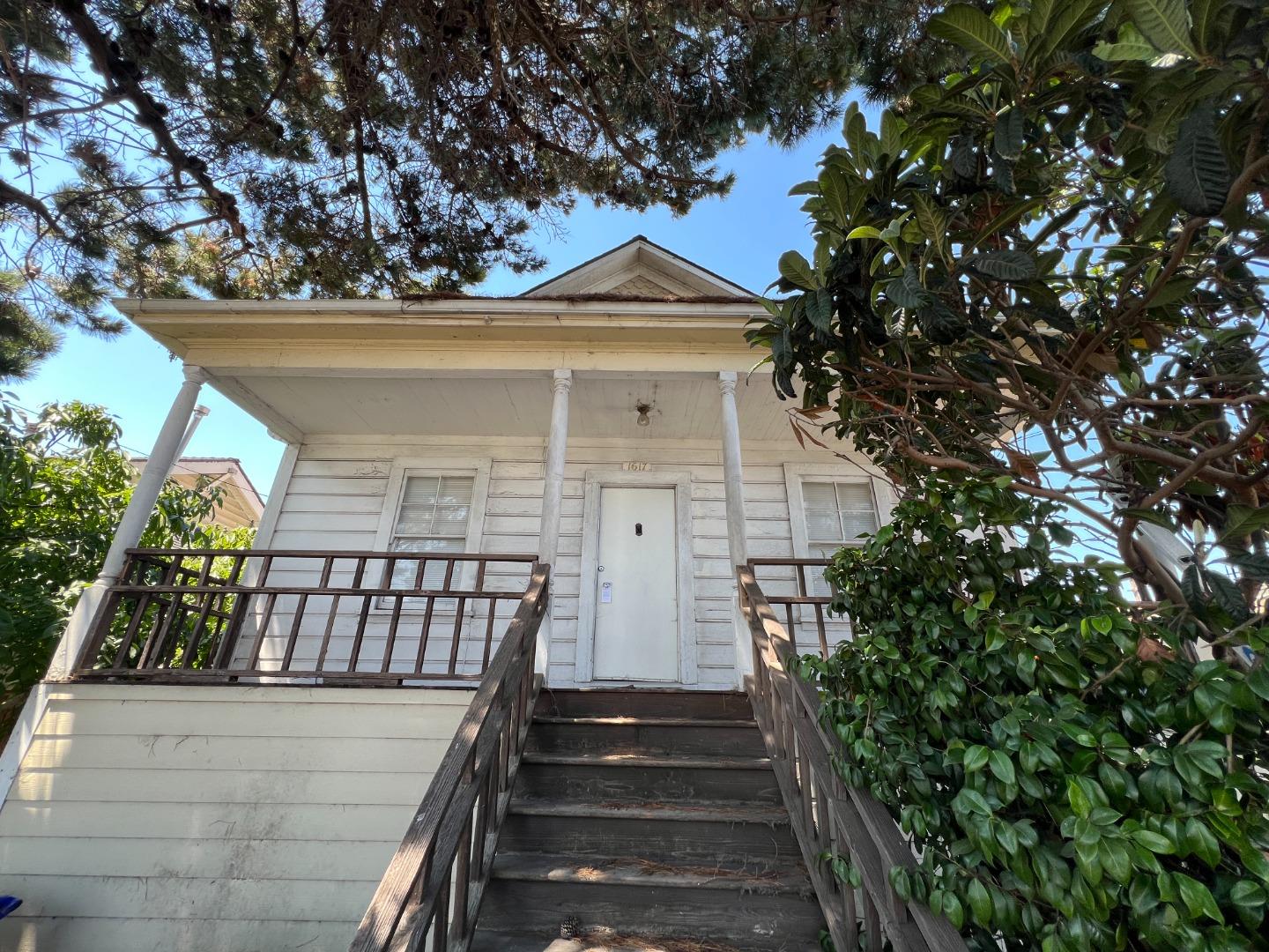 1617 17th Street