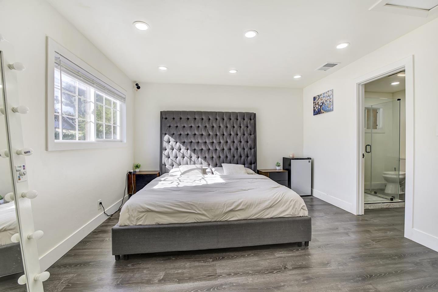 404 El Cajon Drive