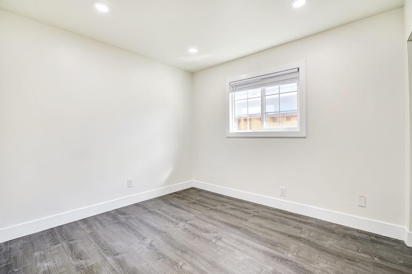404 El Cajon Drive