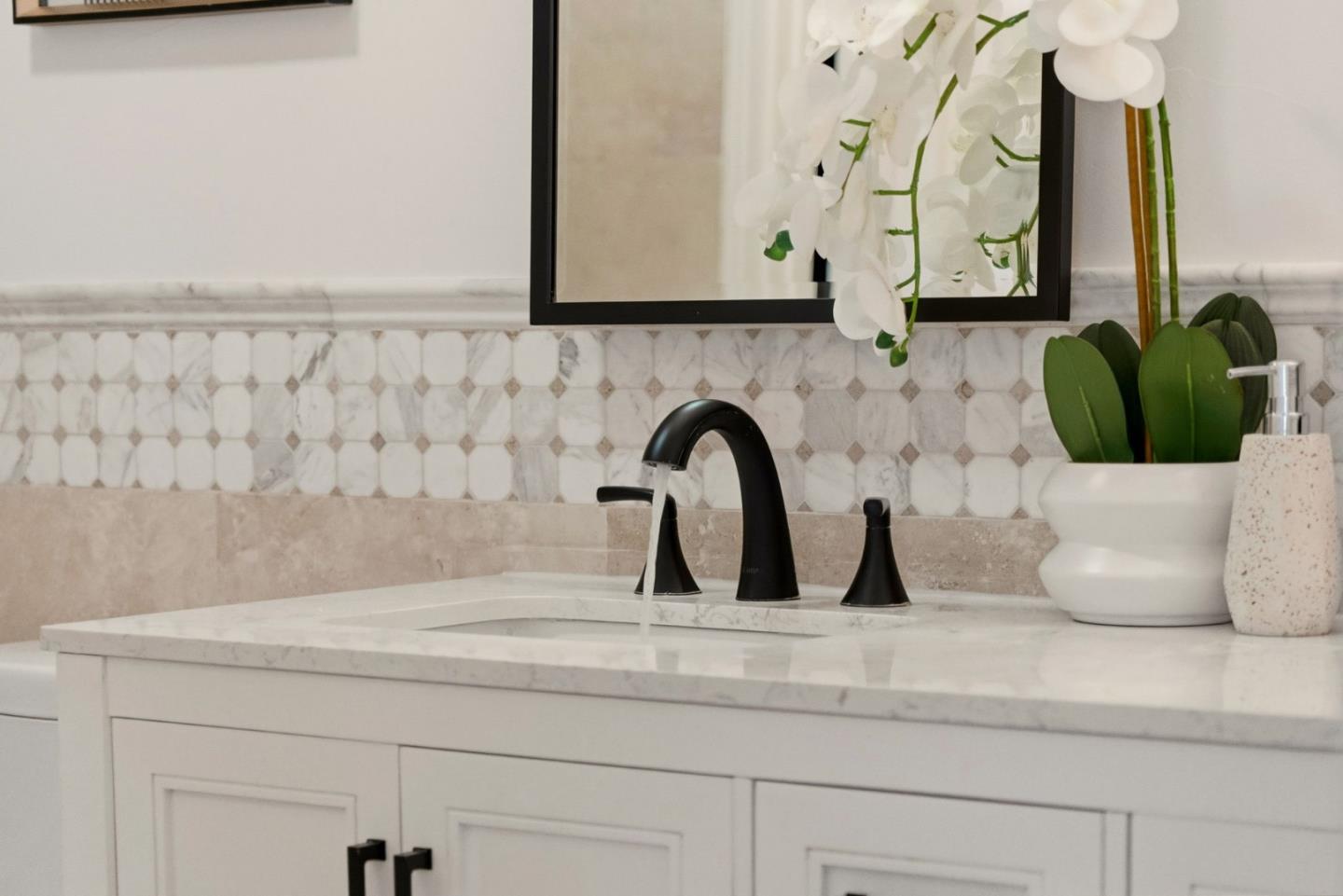 104 East Middlefield Road B