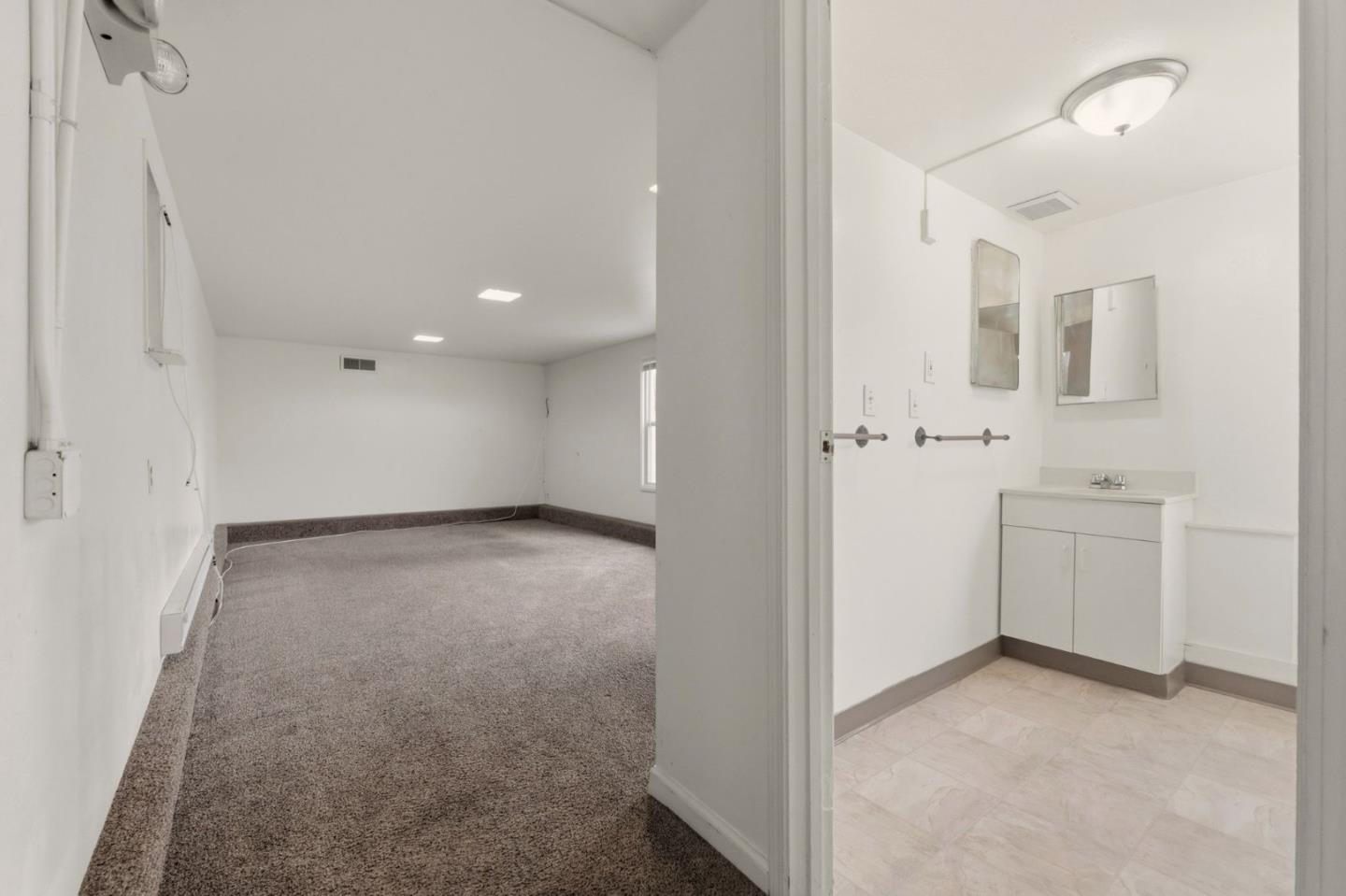 24952 Cypress Avenue