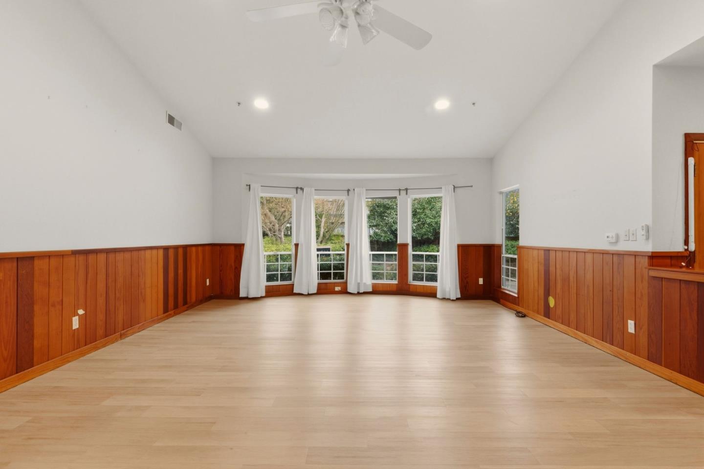 24952 Cypress Avenue