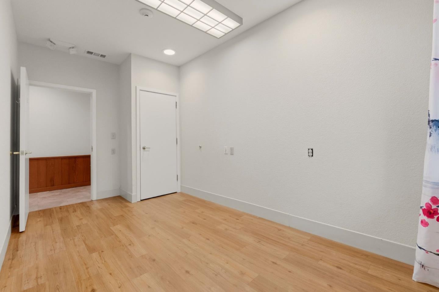 24952 Cypress Avenue