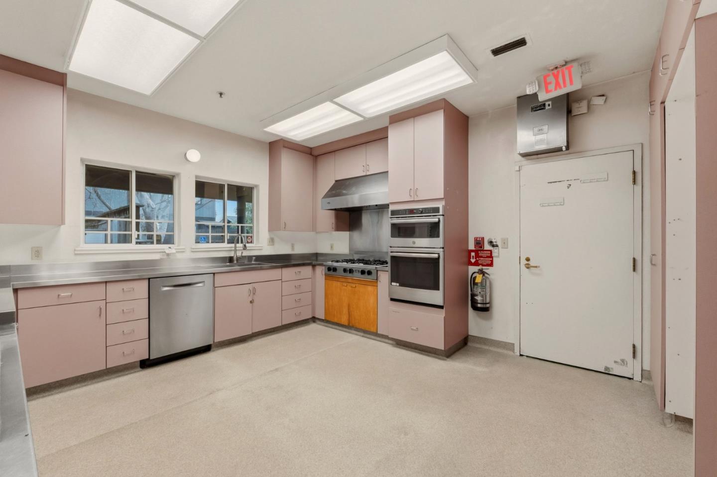 24952 Cypress Avenue