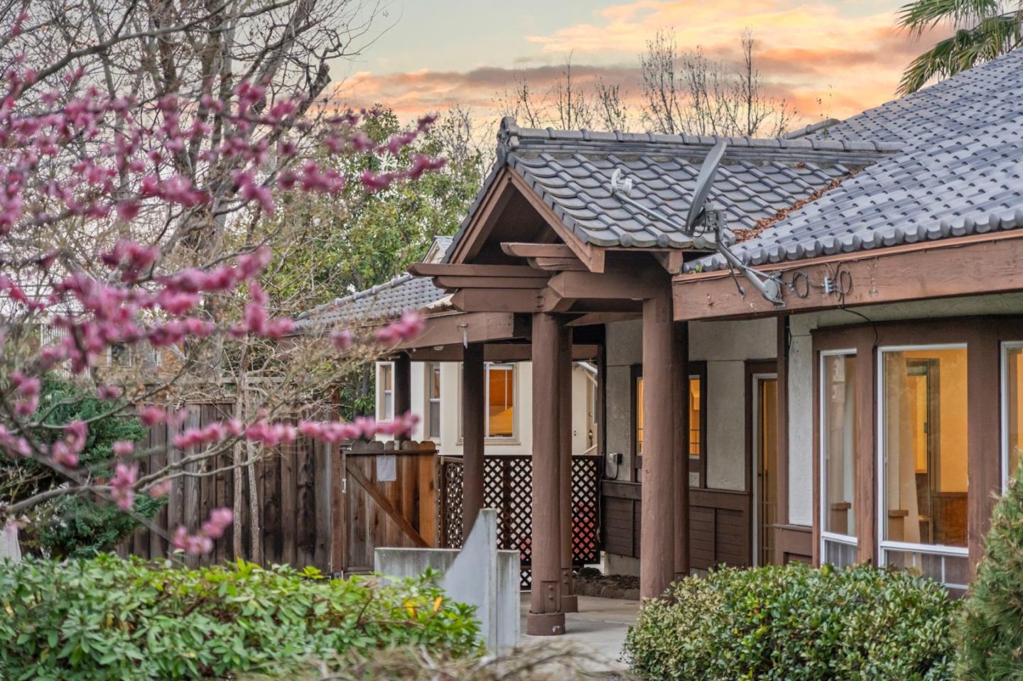 24952 Cypress Avenue