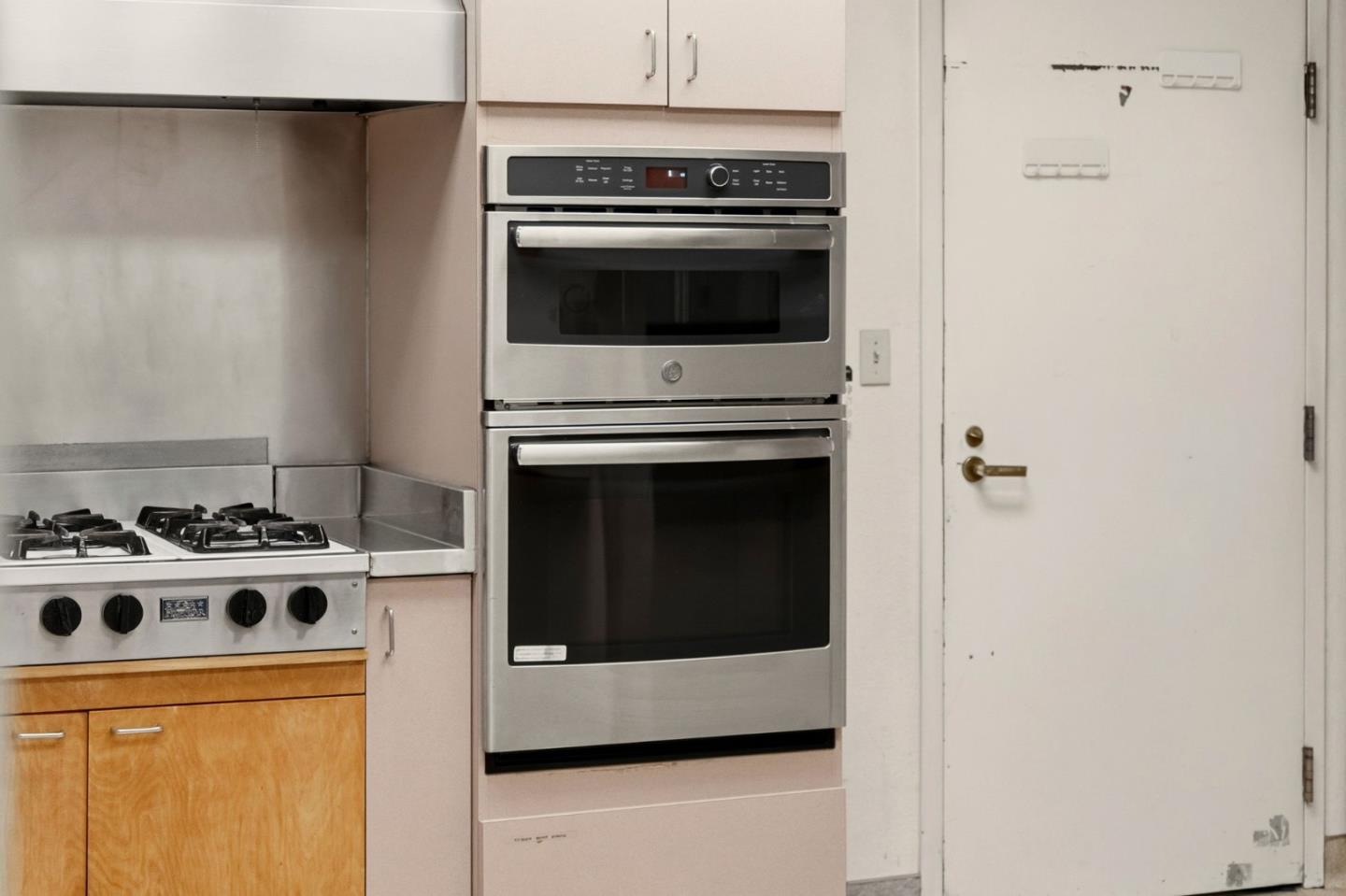 24952 Cypress Avenue