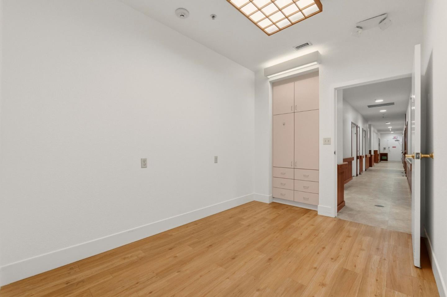 24952 Cypress Avenue