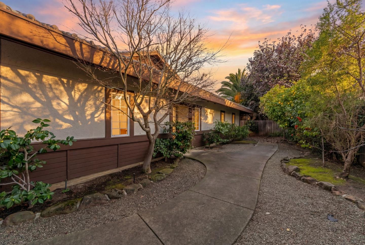 24952 Cypress Avenue