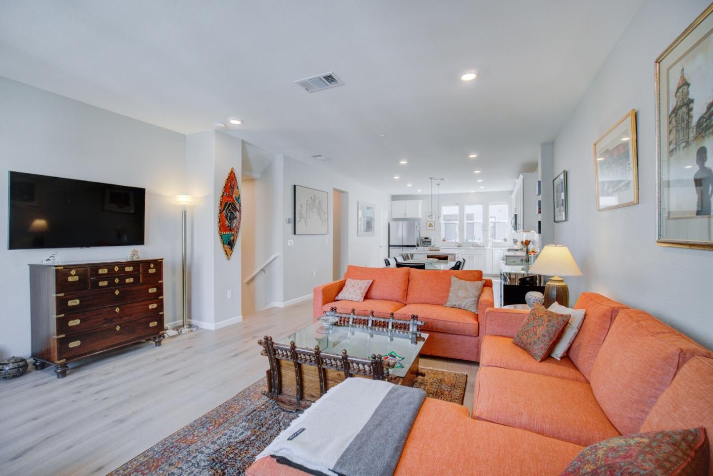 2785 Ball Place 4
