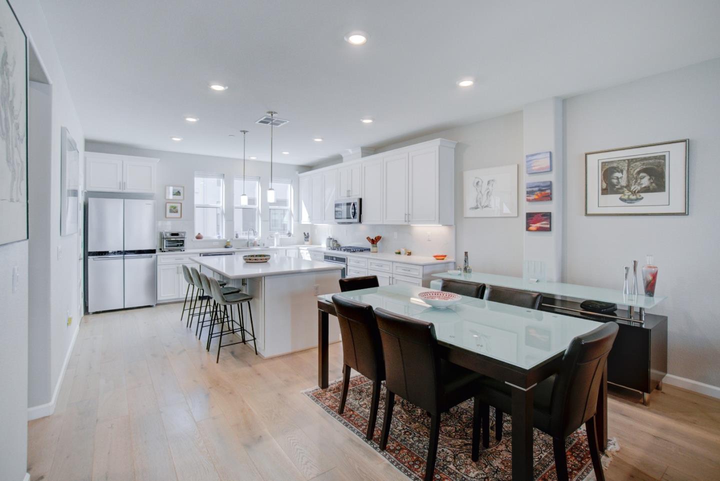 2785 Ball Place 4