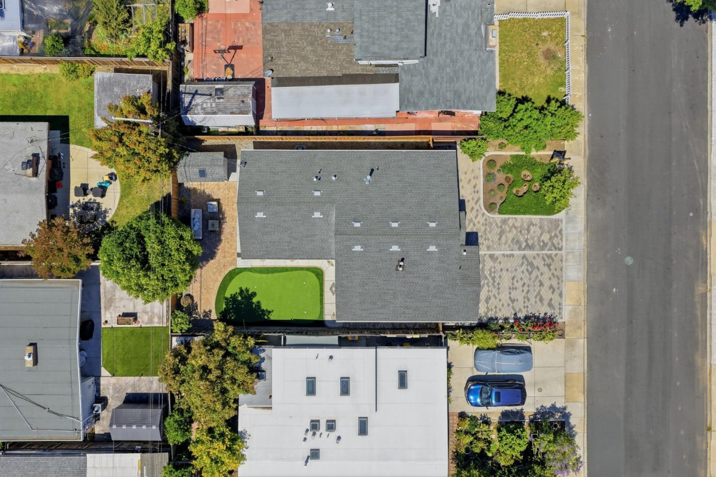 660 Hamilton Lane