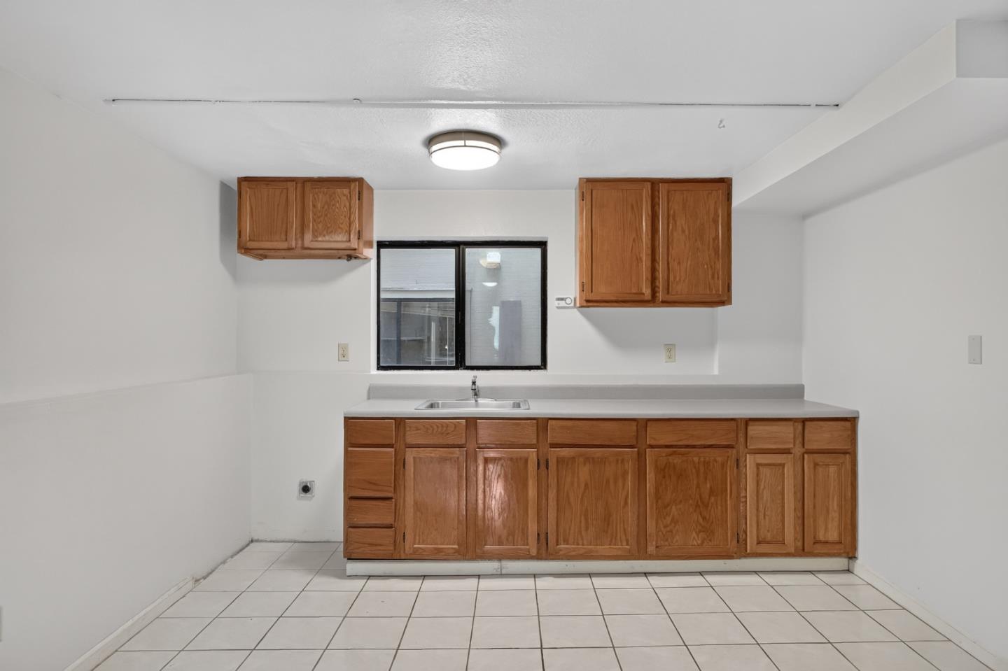 2318-2320 21st AVE