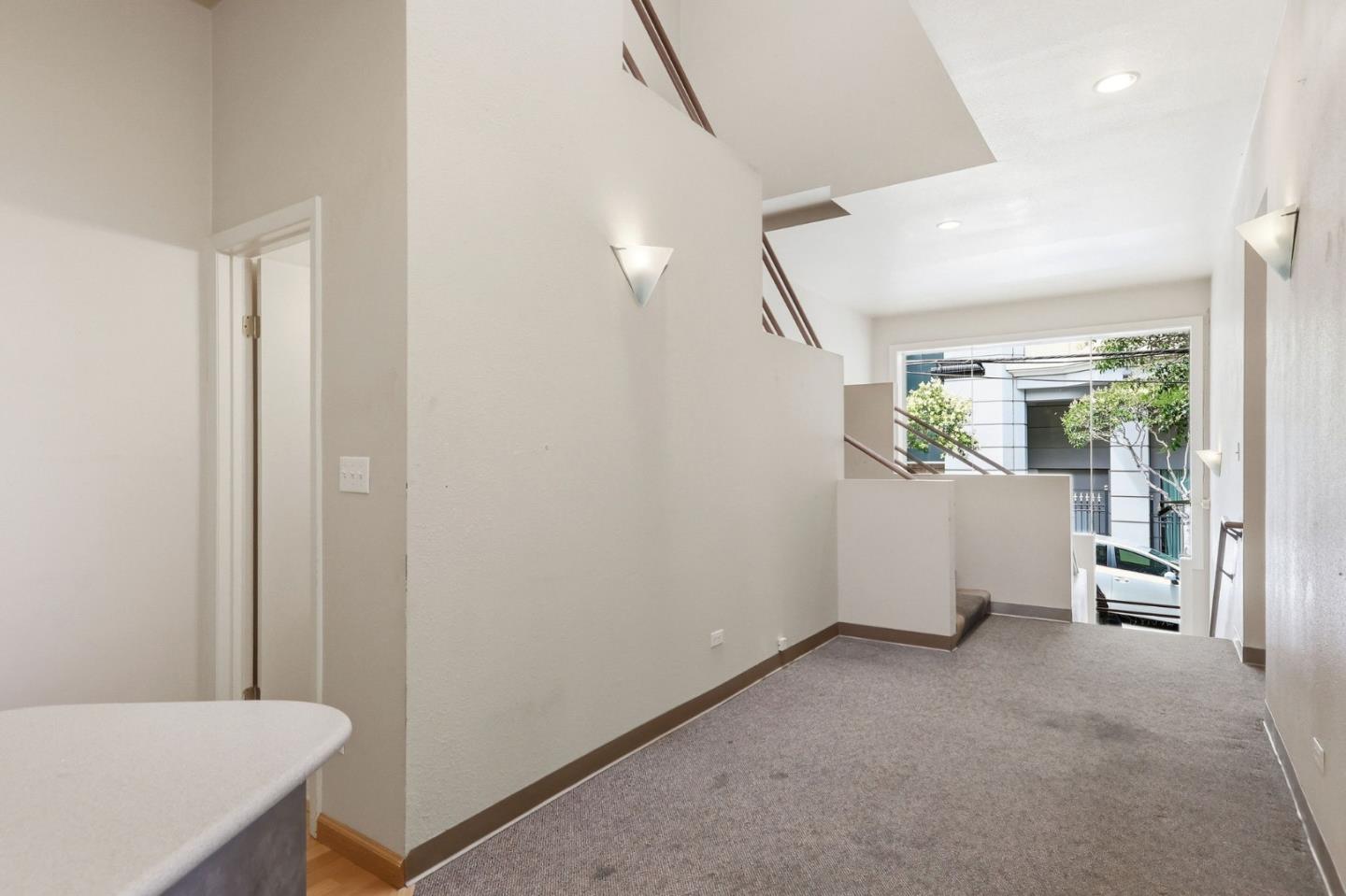 271 Austin ST