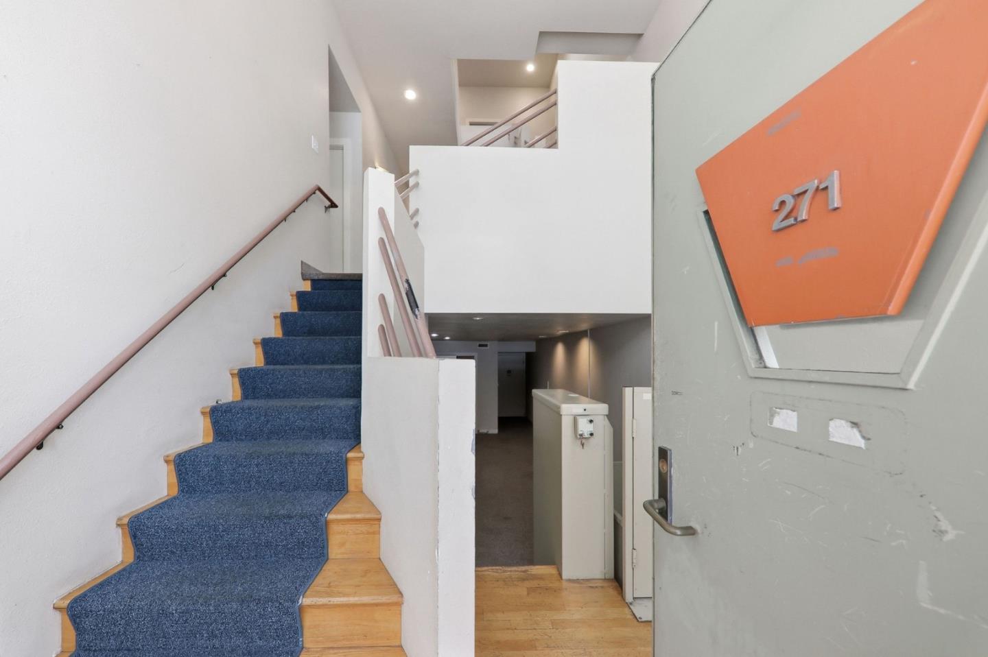 271 Austin ST