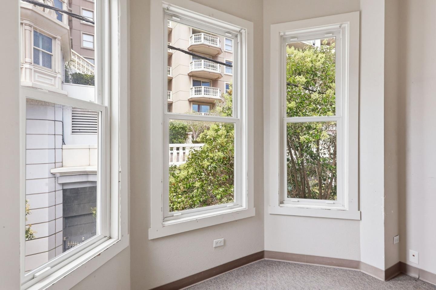 271 Austin ST