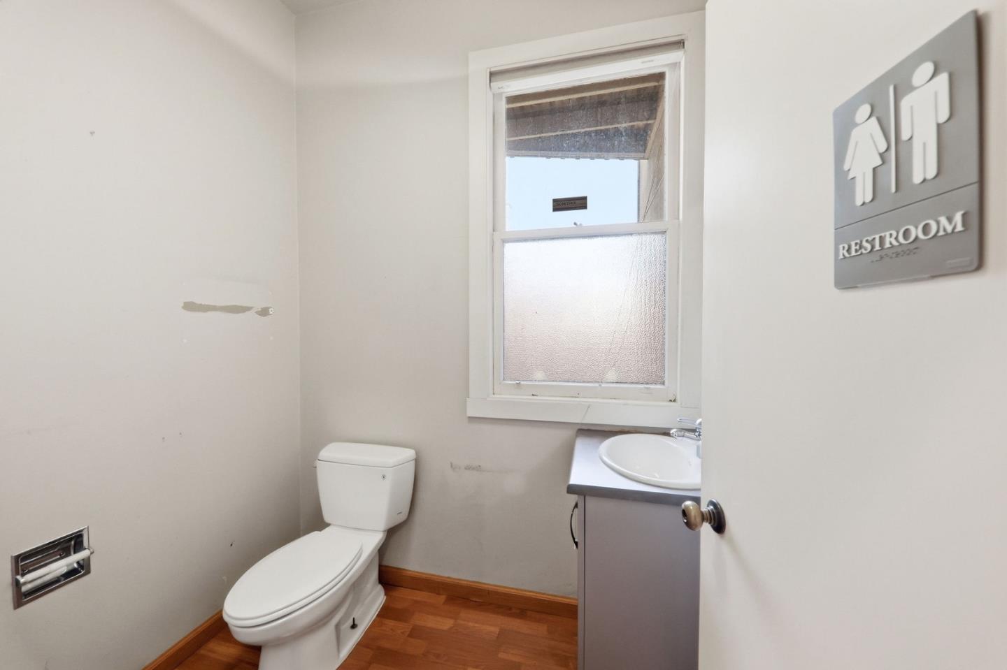 271 Austin ST